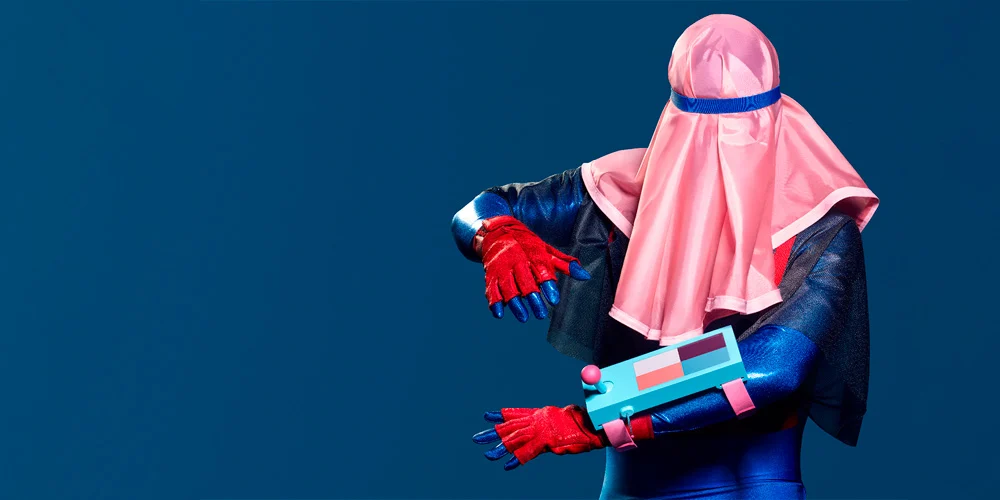 10 Powerful MotionGraphics studios in Madrid. Image of Serial Cut.